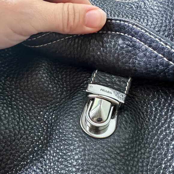 PRADA {VINTAGE} 1990's Hobo Slouch Bag | black pebbled leather - Picture 12 of 15